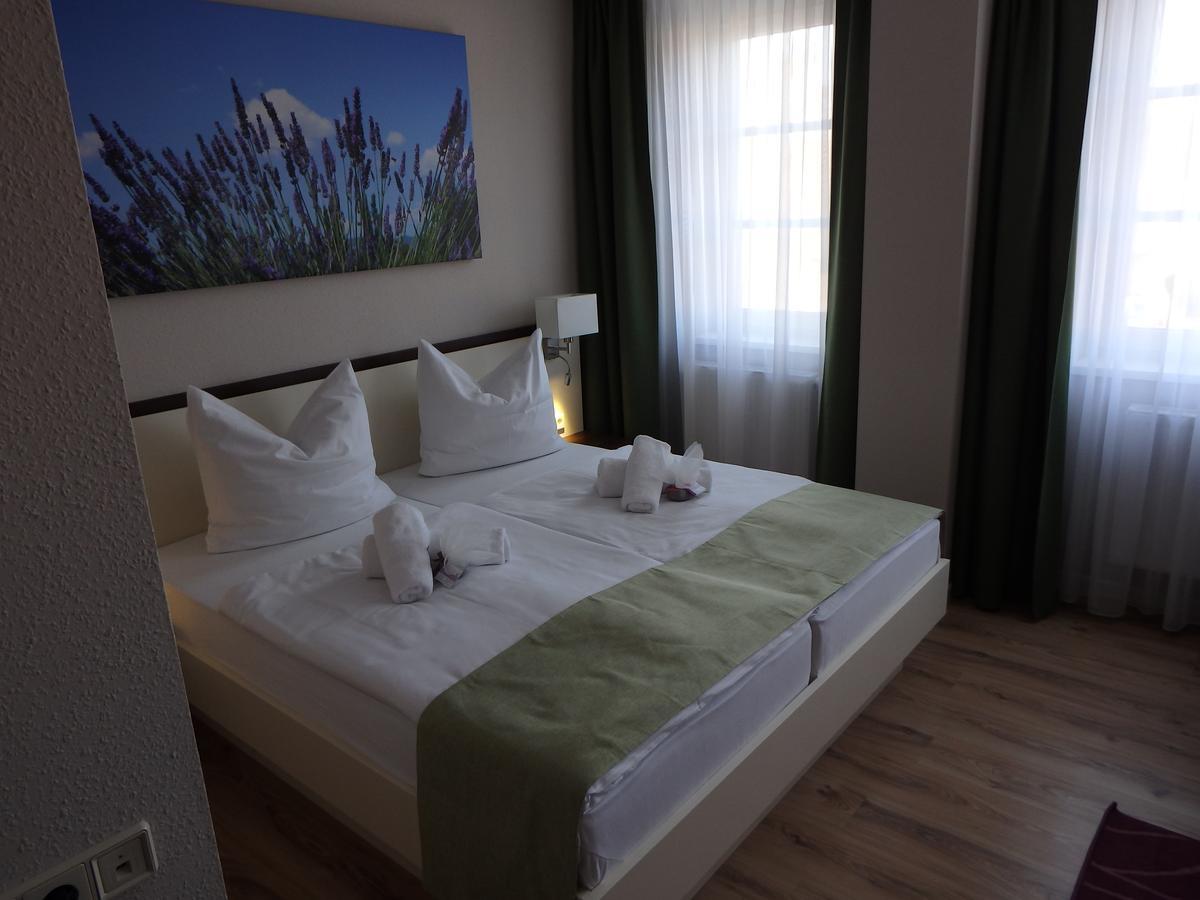 Garni Hotel Lavendelhof Nauen Kültér fotó