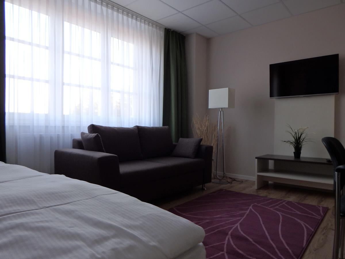 Garni Hotel Lavendelhof Nauen Kültér fotó