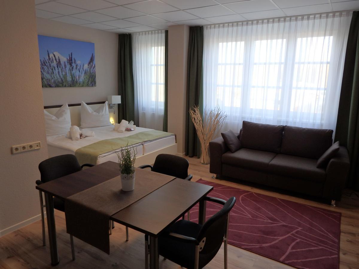 Garni Hotel Lavendelhof Nauen Kültér fotó